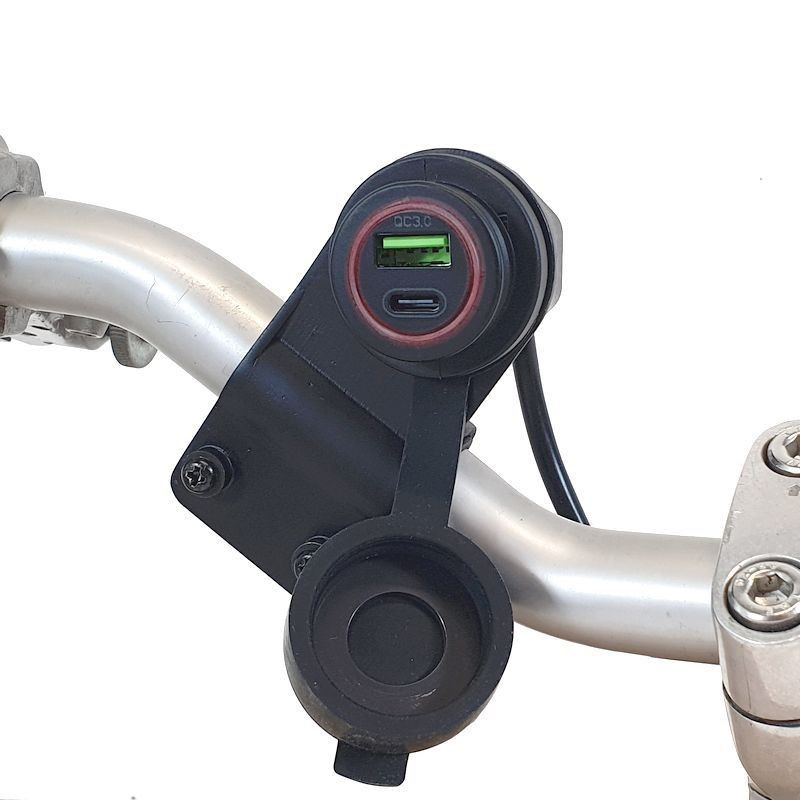 CHAFT CHARGEUR USB QC3.0 + USB TYPE C