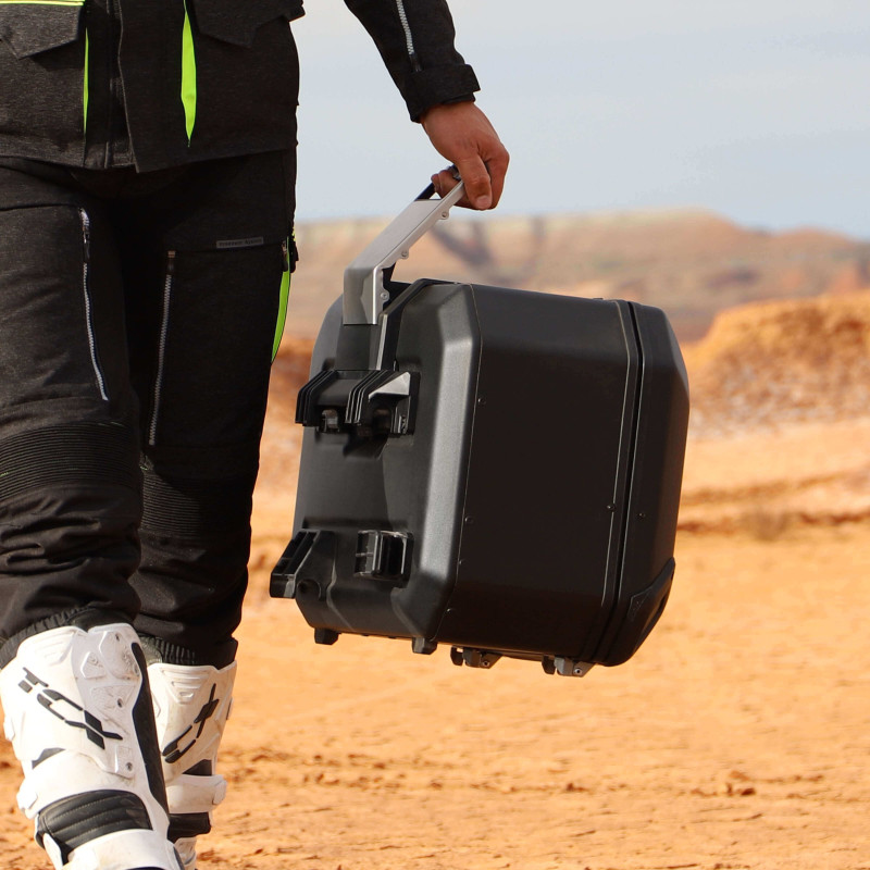 SHAD VALISE GAUCHE TR36L TERRA ALUMINIUM BLACK EDITION