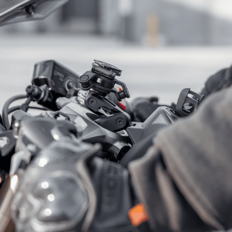 QUAD LOCK SUPPORT VIS DE PONTET PRO EN ALU NOIR POUR GUIDON SPORTIVE