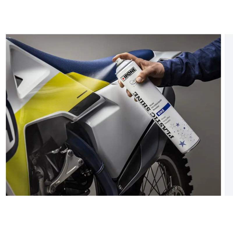 IPONE SPRAY RÉNOVATEUR PLASTIQUE PLASTIC SHINE