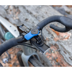 QUADLOCK POUR CAMERA D'ACTION AVEC ATTACHEMENT